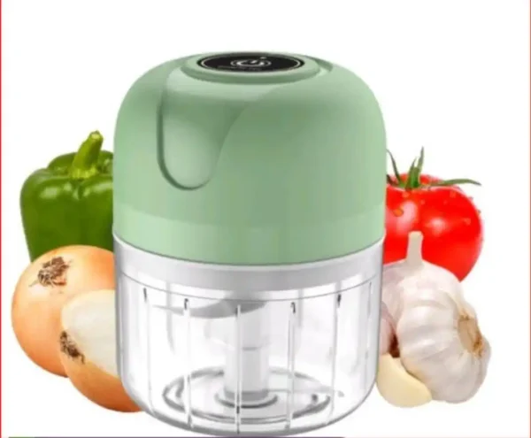 Mini Processador Elétrico de Alimentos Portátil com 3 lâminas de aço inox USB 250 ml Bivolt - Imagem 4